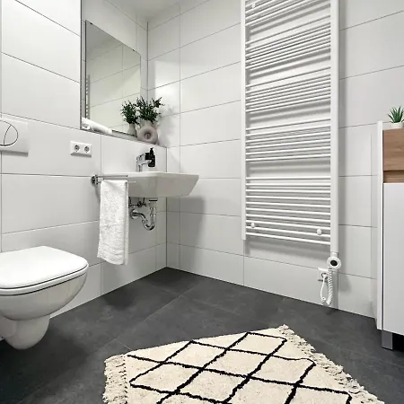 Modernes Inkl. Tg-stellplatz In Der Naehe Zum Bahnhof - Yuka Schwaebisch Hall