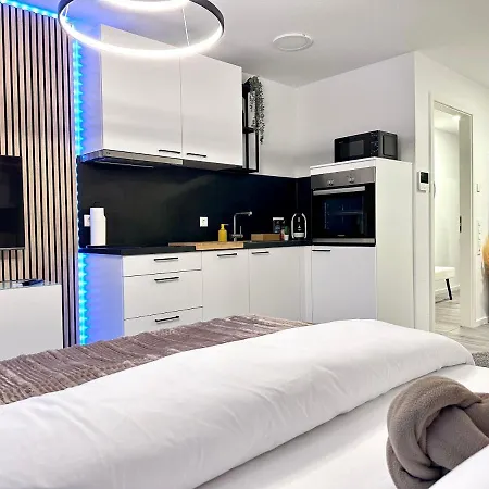 Modernes Inkl. Tg-stellplatz In Der Naehe Zum Bahnhof - Yuka Appartement *